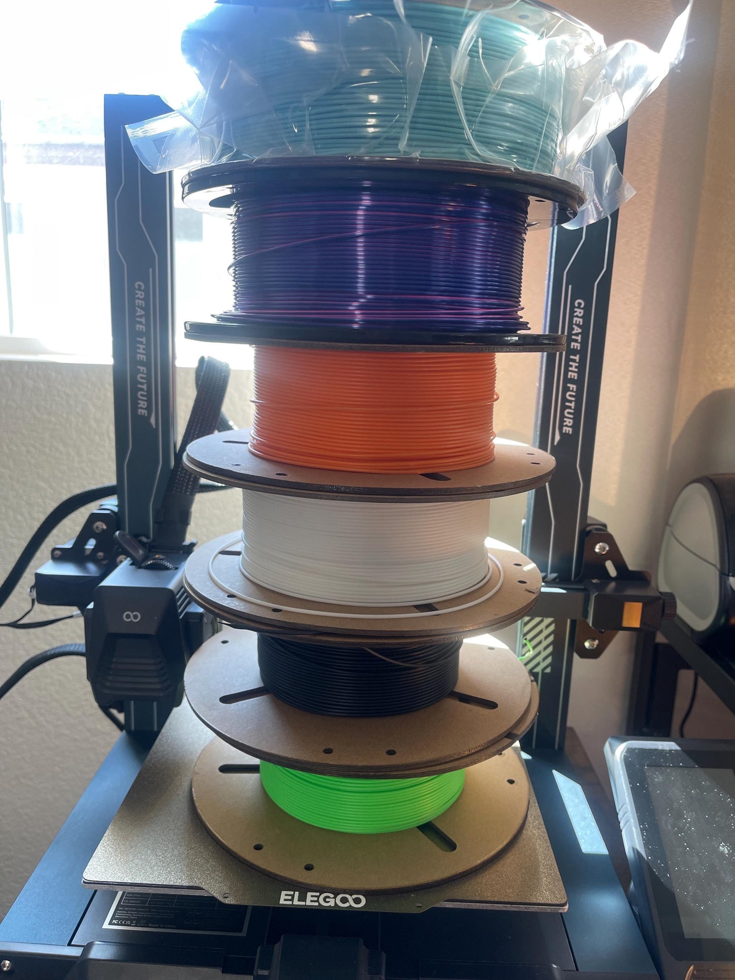 Custom 3D Printed Geometric Hummingbird Magnet – Modern Art Design
